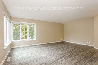 1462 Deerfield Rd in Deerfield, IL - Building Photo - Building Photo