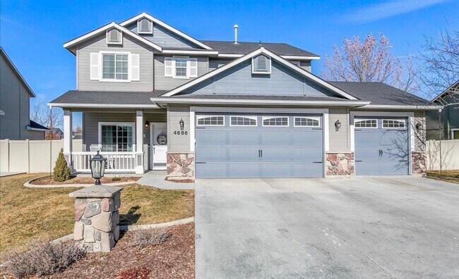property at 4686 W Steeplechase Dr