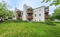 1360 Cedarwood Dr, Unit B2 photo'
