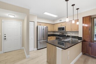 6559 Emerald Dunes Dr in Royal Palm Beach, FL - Building Photo - Building Photo