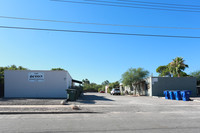 3736 E Fairmount St in Tucson, AZ - Foto de edificio - Building Photo