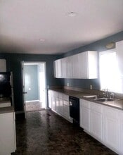 6421 S Sunnyside St in Wichita, KS - Building Photo - Building Photo