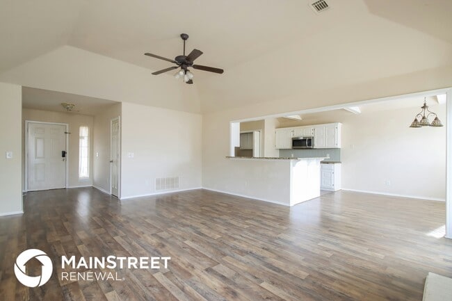 11722 S 104th E Ave in Bixby, OK - Foto de edificio - Building Photo