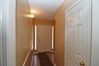 16338 Autumn Wind Dr in Houston, TX - Building Photo - Building Photo
