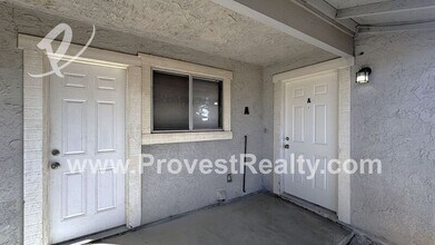 21212 Multnomah Rd in Apple Valley, CA - Building Photo - Building Photo