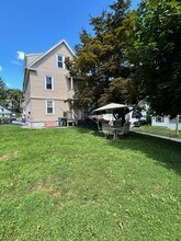 7 Hunting St in Bridgeport, CT - Building Photo - Building Photo