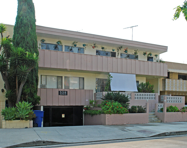 536 N Orlando Ave in Los Angeles, CA - Building Photo - Building Photo