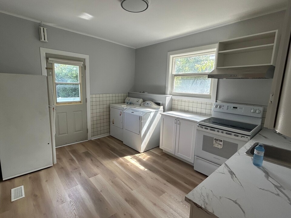 238 Rue Notre-Dame-de-l'île in Gatineau, QC - Building Photo