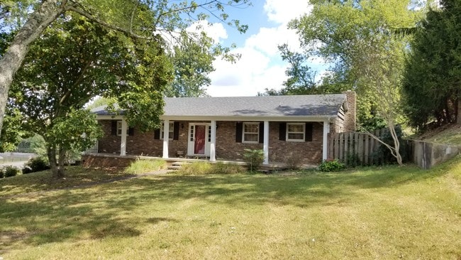 property at 904 Dartford Rd SW