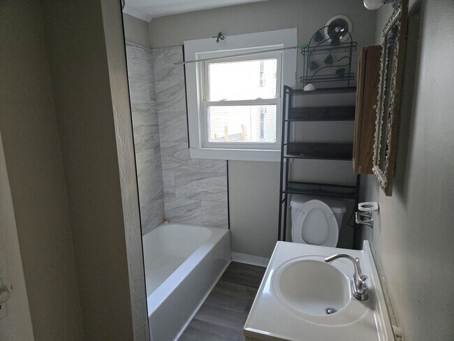 19 Halford Pl in Lynn, MA - Building Photo - Building Photo