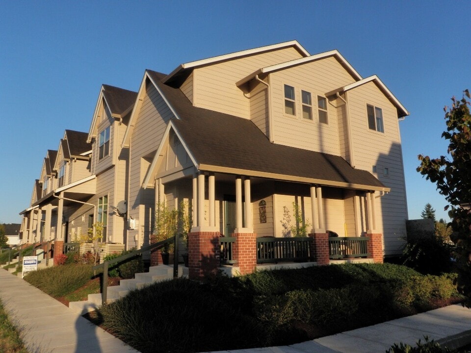 1727 SW Stanford St in Corvallis, OR - Building Photo