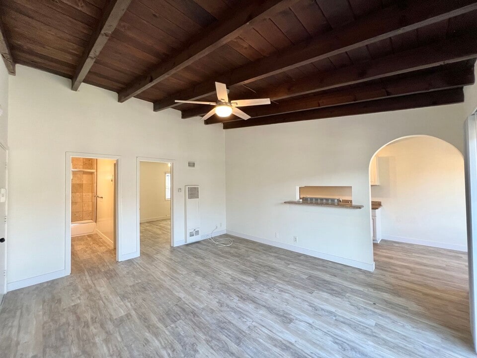 3608 Keystone Av, Unit 12 14 in Los Angeles, CA - Foto de edificio