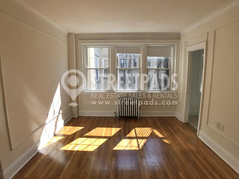 100 Kilsyth Rd in Boston, MA - Building Photo