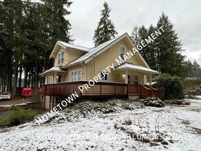 6231 Martin Way E in Lacey, WA - Foto de edificio - Building Photo