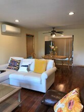 350 Bayview Ave in Manhasset, NY - Building Photo - Building Photo