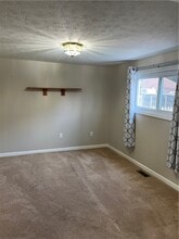 811 Hulett St in Horseheads, NY - Building Photo - Building Photo