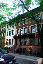 23 W 94th St in New York, NY - Building Photo - Building Photo