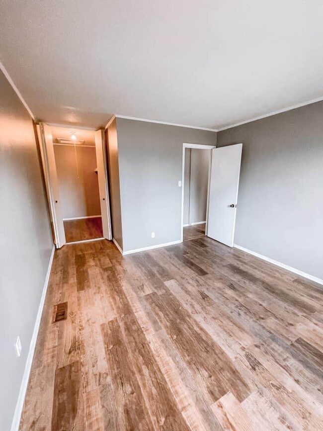 25 N Pearce St in Gwinn, MI - Building Photo - Building Photo