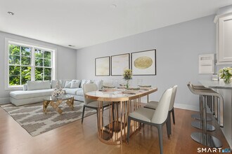 77 Havemeyer Ln in Stamford, CT - Building Photo - Building Photo