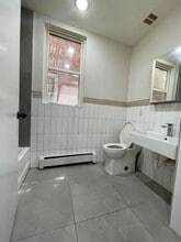 173 Van Nostrand Ave in Jersey City, NJ - Building Photo - Building Photo