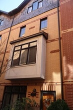 1022 Alexander Ln in Oak Park, IL - Building Photo - Building Photo