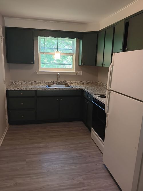 72 Folly Brook Blvd in Wethersfield, CT - Building Photo - Building Photo