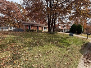 225 Northwood Terrace in Clarksville, TN - Building Photo - Building Photo