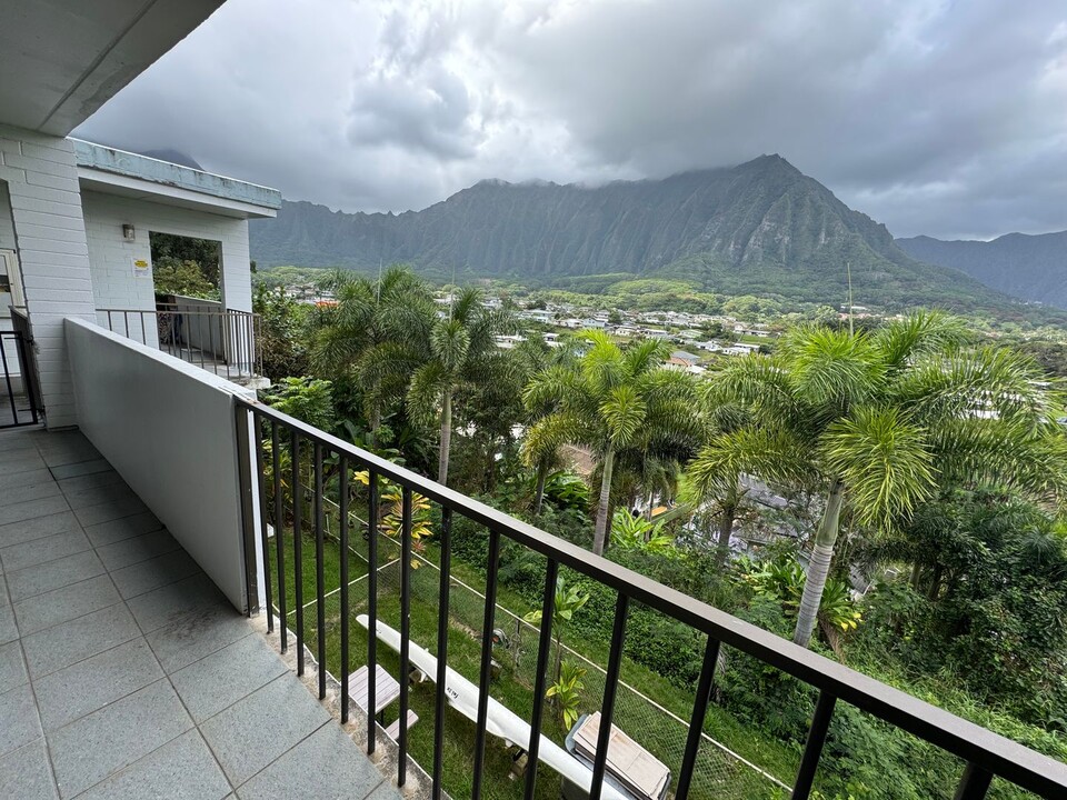 45-535-535 Luluku Rd in Kaneohe, HI - Foto de edificio