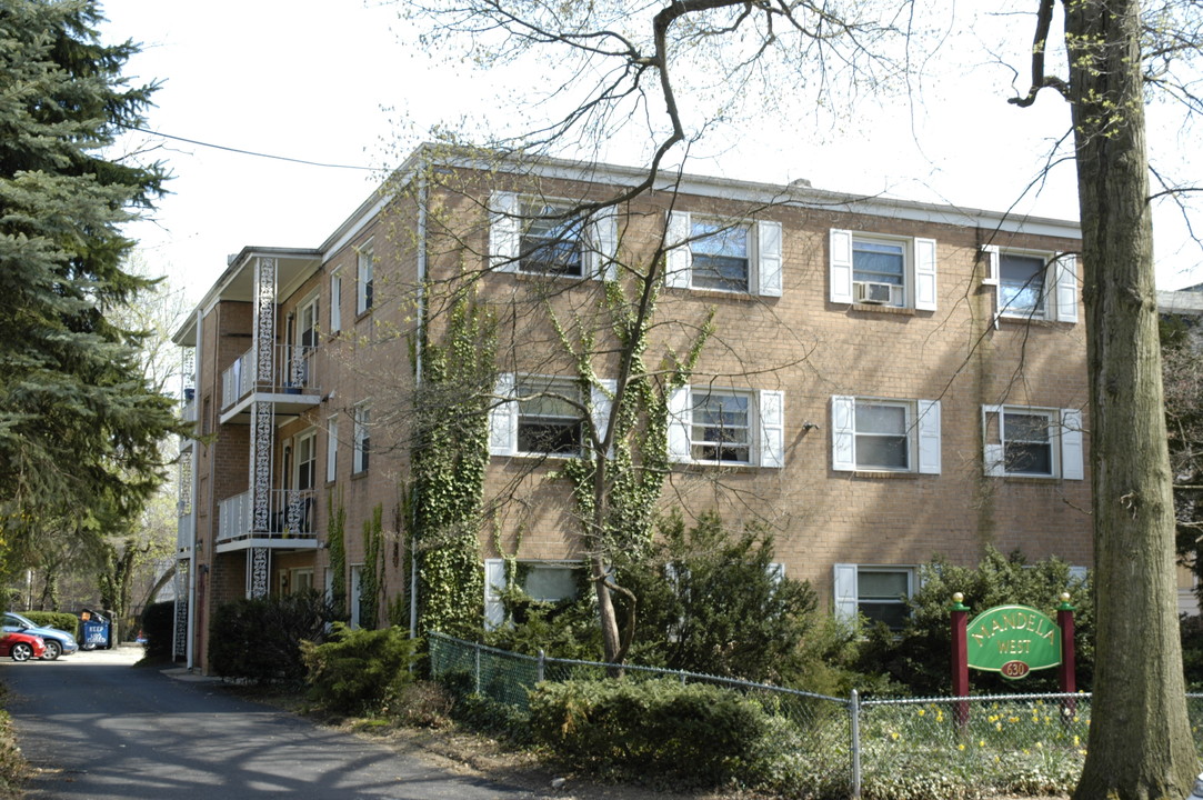 Mandela West in Philadelphia, PA - Building Photo