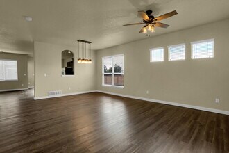 Open Concept Townhome in Excellent Conditi in Colorado Springs, CO - Building Photo - Building Photo