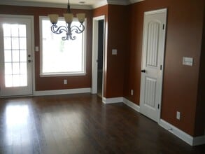 4033 Glen Laurel Dr N in Valdosta, GA - Building Photo - Building Photo