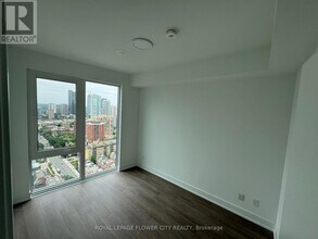 308-3308 Jarvis St in Toronto, ON - Building Photo - Building Photo