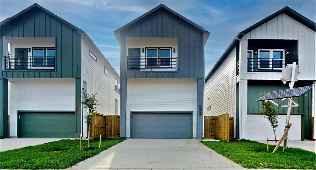 12256 Kirkgard Dr in Houston, TX - Building Photo