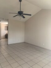 5120 San Francisco Ave in Laredo, TX - Building Photo - Building Photo
