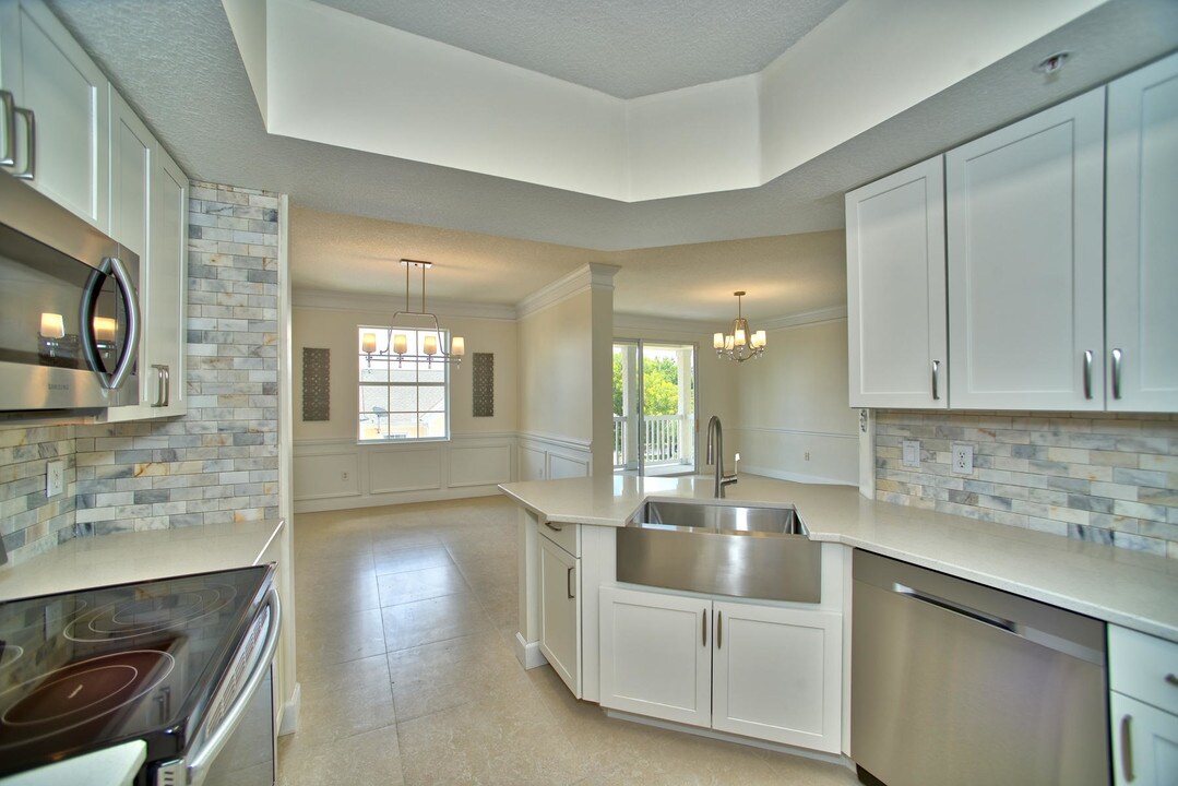 275 Murcia Dr-Unit -2-309 in Jupiter, FL - Building Photo
