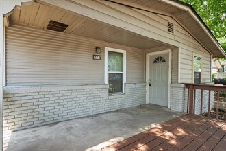 403 Blackson Ave in Austin, TX - Foto de edificio - Building Photo
