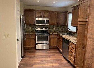 3702 Pickwick Dr in Orlando, FL - Building Photo - Building Photo