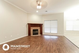 201 Stone Ridge Ln in Midwest City, OK - Building Photo - Building Photo