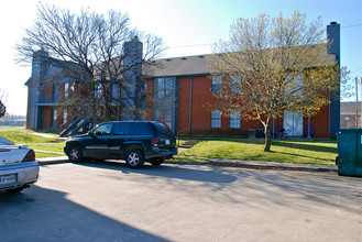 Country Place Apartments in Celina, TX - Building Photo - Building Photo