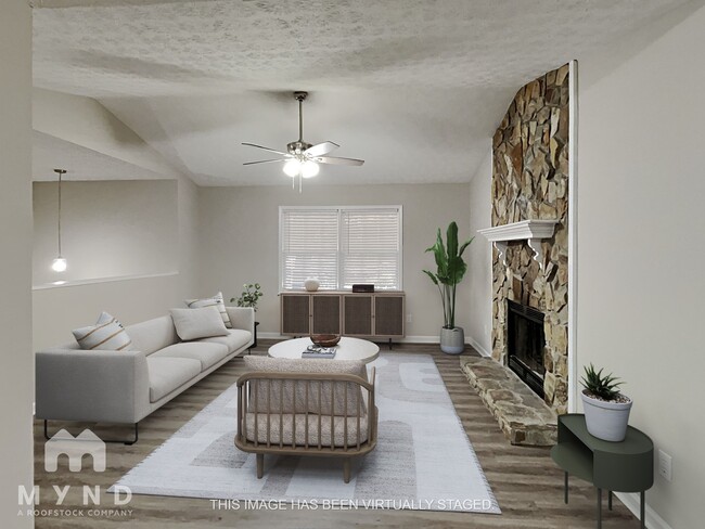 105 Stephens Ave in Stockbridge, GA - Building Photo - Building Photo