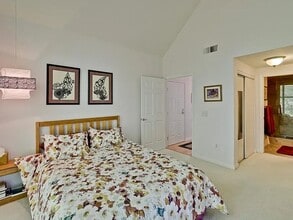 435 N 2nd St, Unit 326 in San Jose, CA - Building Photo - Building Photo