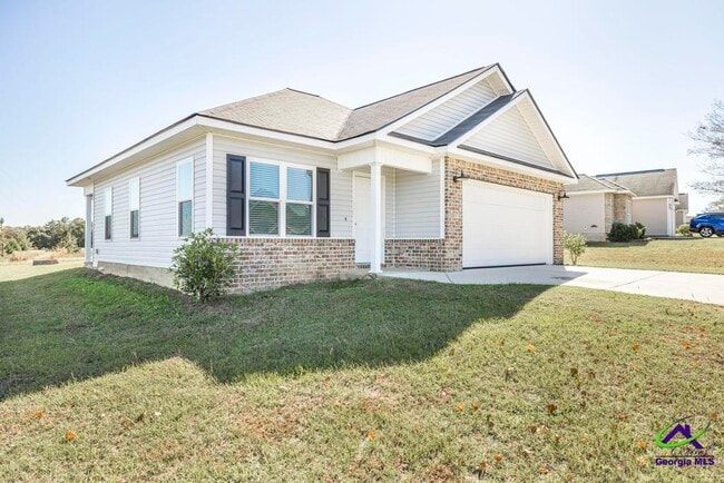 property at 101 Shasta Dr