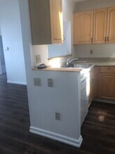 555 Broadway Ave in Seaside, CA - Building Photo - Building Photo