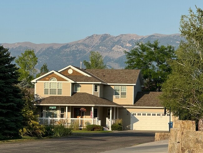 property at 268 Poplar Dr