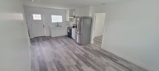 property at 2237 Warburton Ave