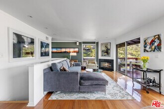 2843 Lambert Dr in Los Angeles, CA - Building Photo - Building Photo