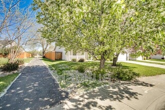 13350 W Fringetree St in Boise, ID - Foto de edificio - Building Photo