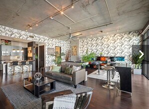 527 10th Ave, Unit 605 in San Diego, CA - Building Photo - Building Photo