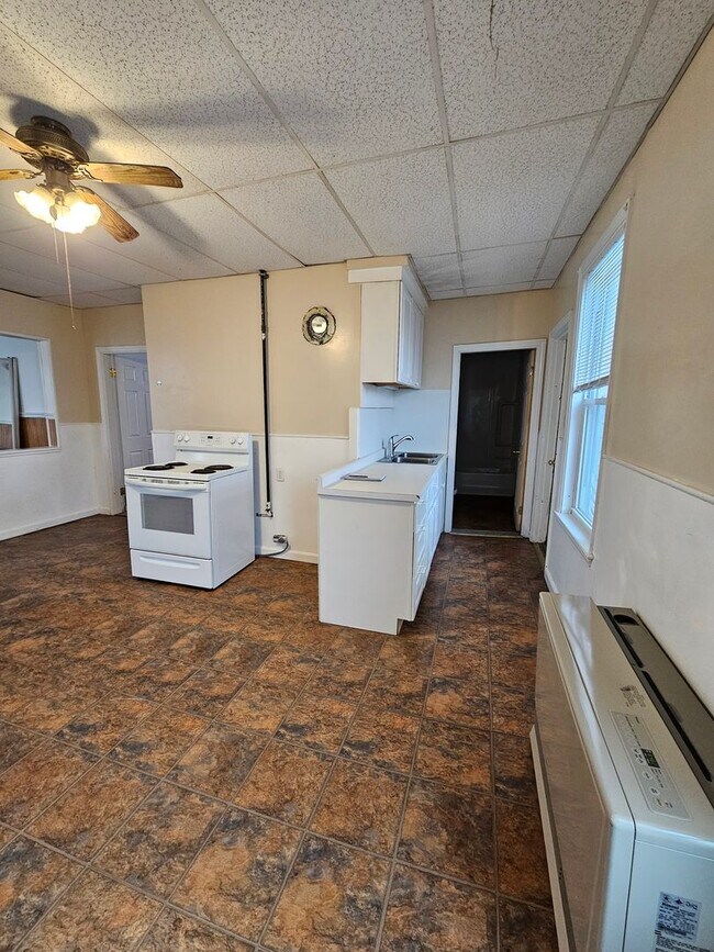 495 Rimmon St in Manchester, NH - Foto de edificio - Building Photo