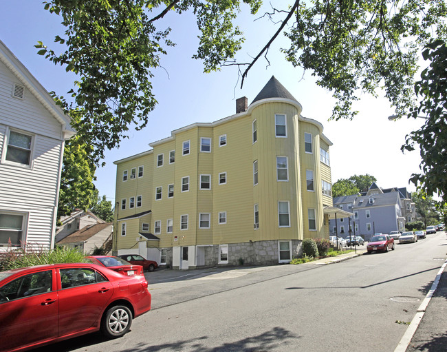 32 Bowdoin St in Worcester, MA - Building Photo - Building Photo